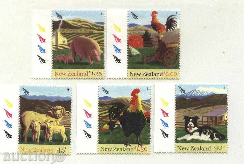 Чисти марки Фауна Година на Петела 2005 от Нова Зеландия