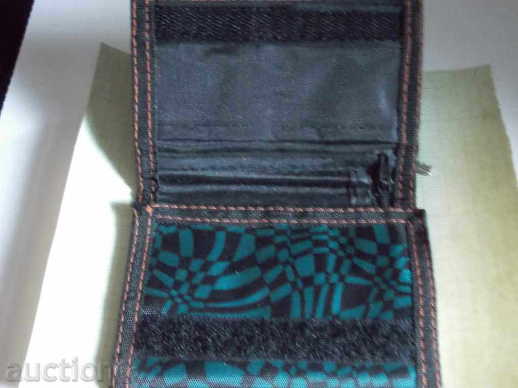 Delivery of unisex accessories - document purses Delivery of unisex accessories - document purses