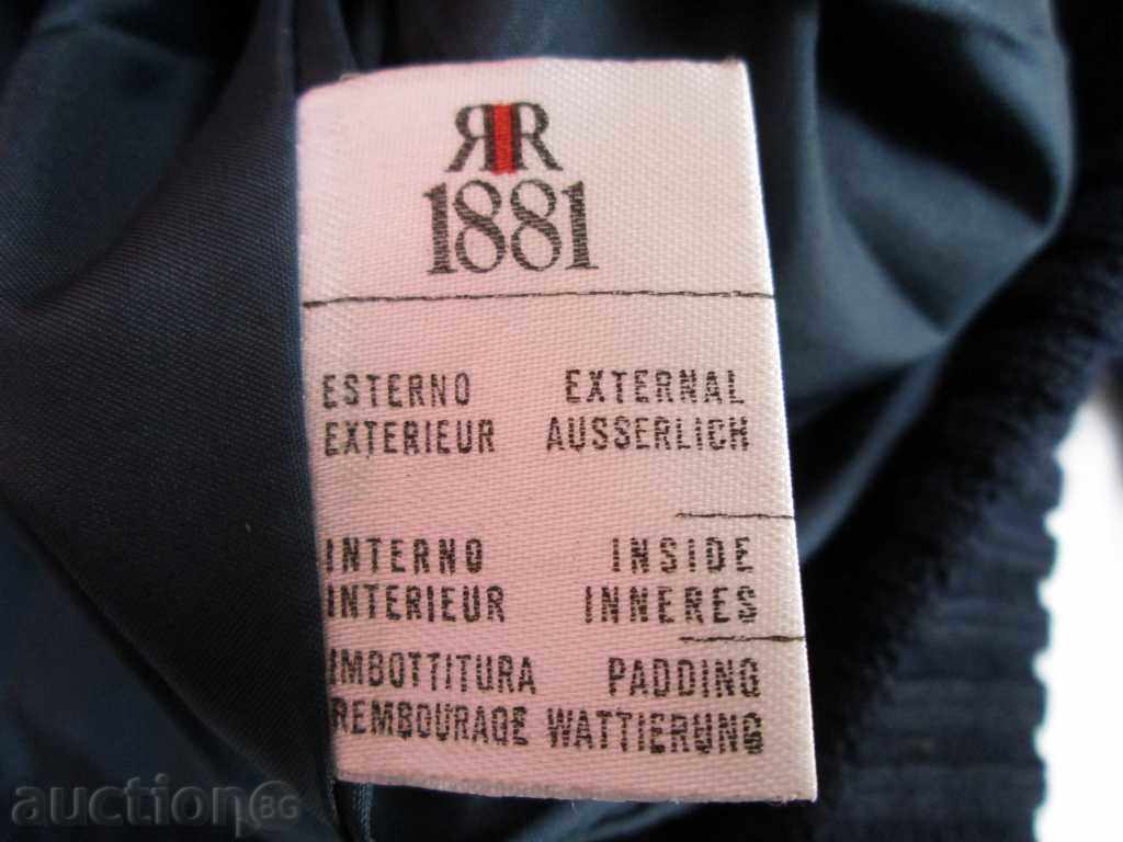 Delivery of CERRUTI 1881 blue winter jacket size I-46; D-46; F-I; USA-36; GB- Delivery of CERRUTI 1881 blue winter jacket size I-46; D-46; F-I; USA-36; GB-