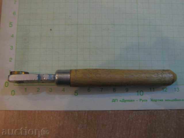 Delivery of Glass cutter Delivery of Glass cutter