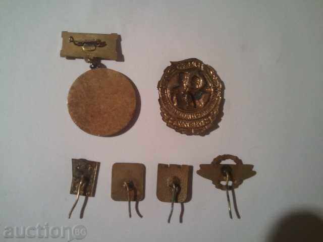 Auction LOT-Bronze-CET Badges Auction LOT-Bronze-CET Badges