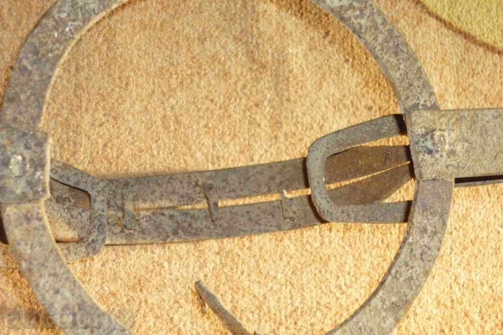 Delivery of An antique hand forged trap Delivery of An antique hand forged trap