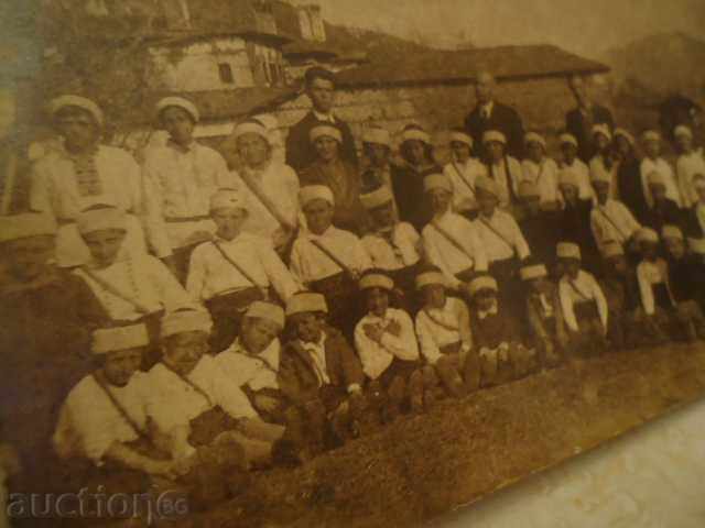 Auction Photo of the heroes around 1920 Auction Photo of the heroes around 1920