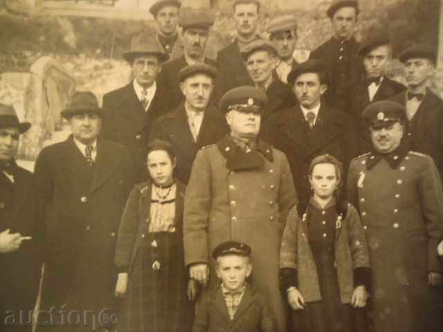 Auction  Photo of General ??