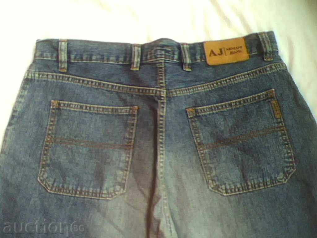 Delivery of ARMANI blue men's jeans size 38. Delivery of ARMANI blue men's jeans size 38.
