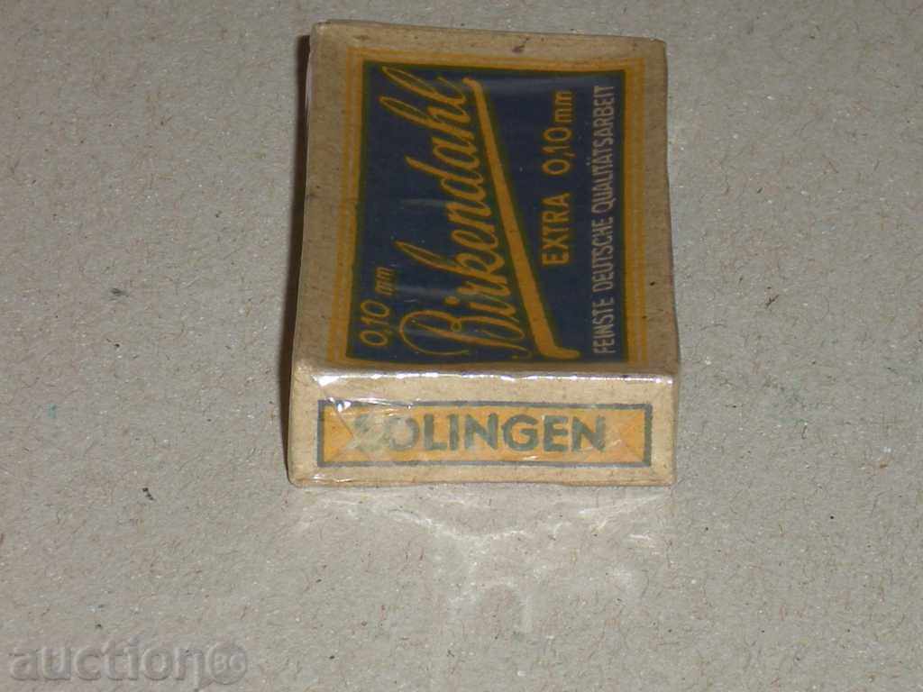 I sell old shaving blade "SOLINGEN". with price 5.00 BGN | € 2.56 I sell old shaving blade "SOLINGEN". with price 5.00 BGN | € 2.56