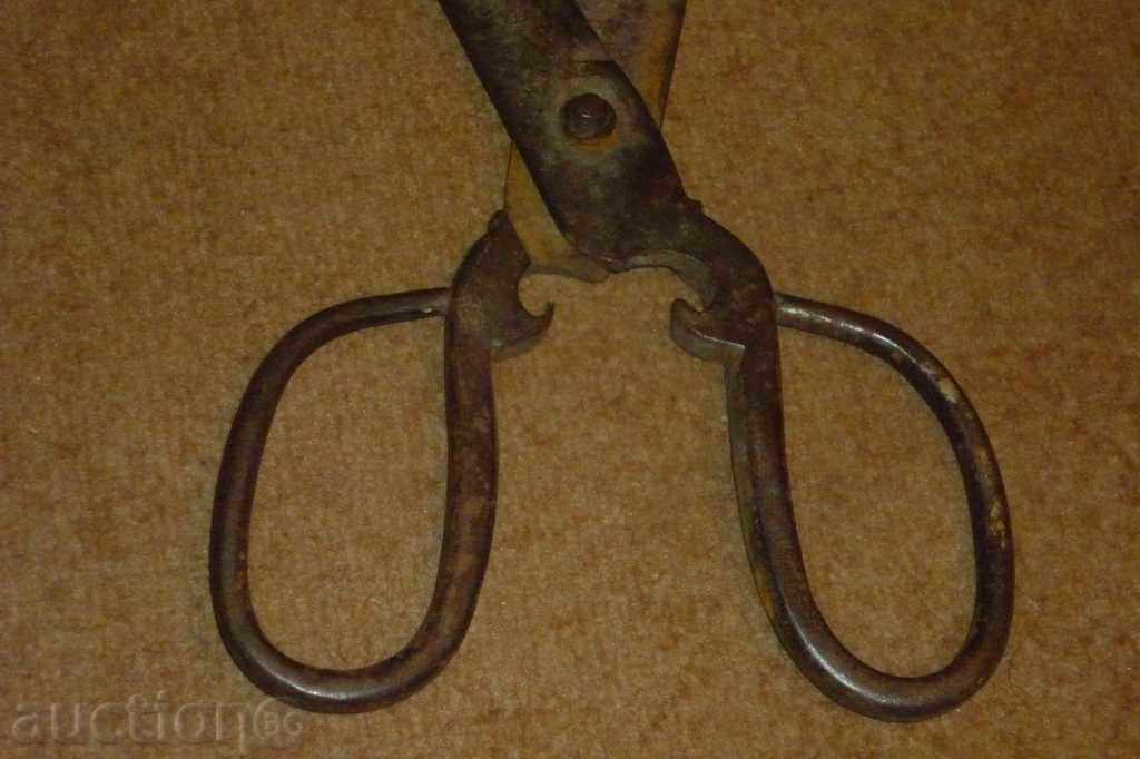 Forged abadian scissors - the first half of the 19th century with price 72.00 BGN | € 36.81 Forged abadian scissors - the first half of the 19th century with price 72.00 BGN | € 36.81