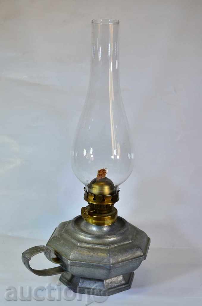 Διακοσμητικά λάμπα κηροζίνης ψευδαργύρου. με τιμή € 23.52 | 46.00 BGN Διακοσμητικά λάμπα κηροζίνης ψευδαργύρου. με τιμή € 23.52 | 46.00 BGN