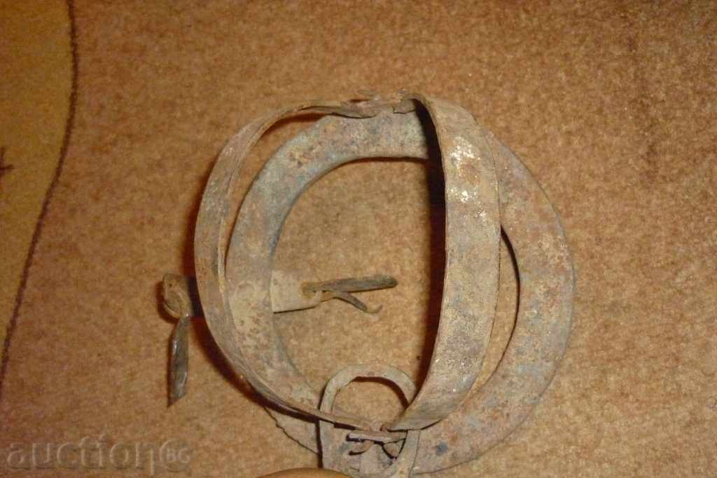 An antique hand forged trap with price 45.00 BGN | € 23.01 An antique hand forged trap with price 45.00 BGN | € 23.01