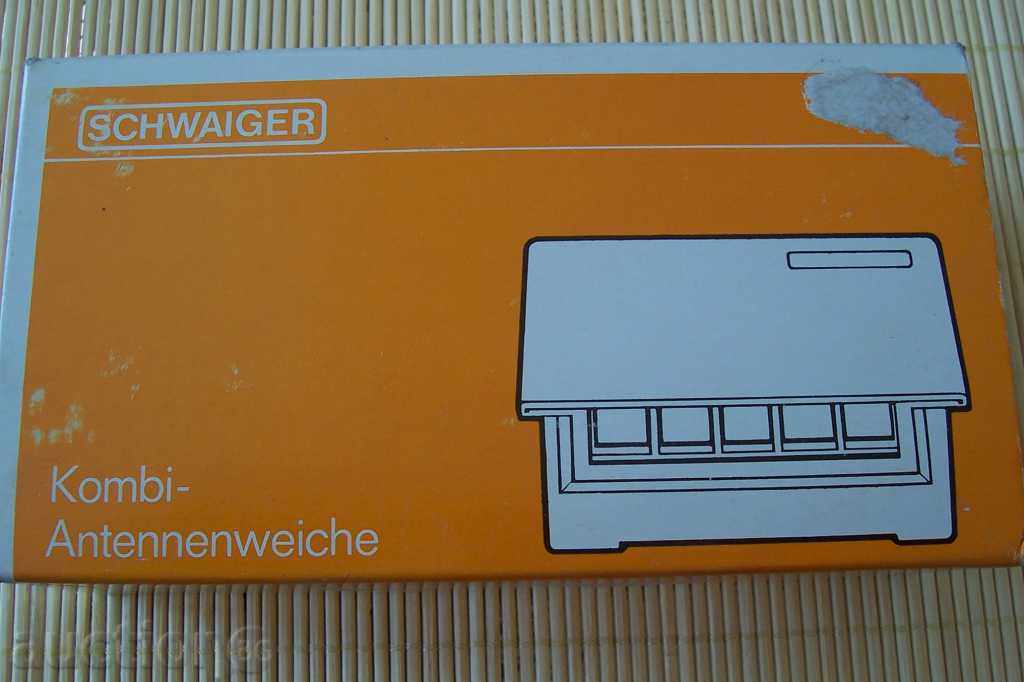 Delivery of combined antenna box Delivery of combined antenna box