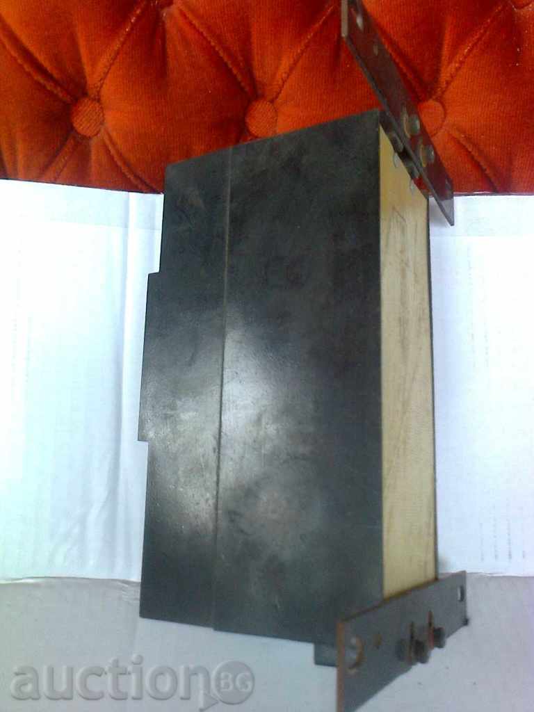 Automatic switch AE 2043 - 100 - 00 W H - A with price 25.00 BGN | € 12.78 Automatic switch AE 2043 - 100 - 00 W H - A with price 25.00 BGN | € 12.78