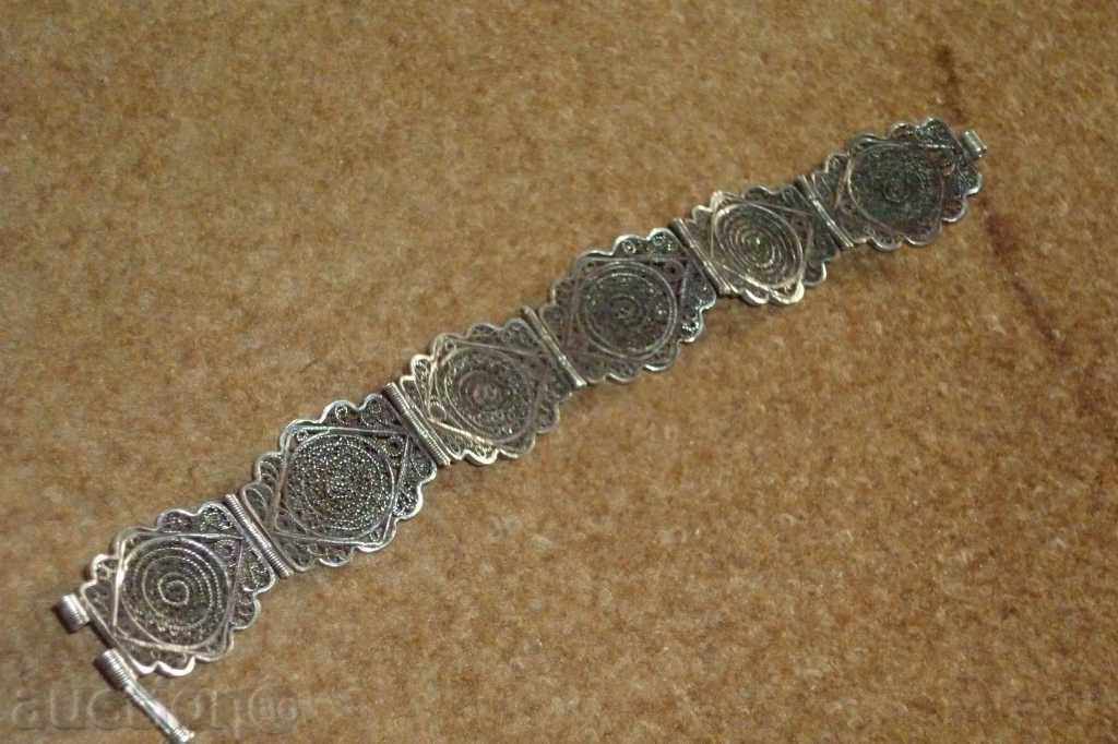 Δημοπρασία Αντίκα οθωμανικό ασημένιο βραχιόλι - φιλιγκράν και κοκκοποίηση Δημοπρασία Αντίκα οθωμανικό ασημένιο βραχιόλι - φιλιγκράν και κοκκοποίηση
