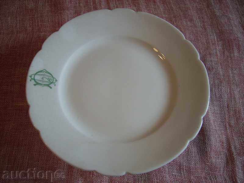 Sell a porcelain tray XVIII century with price 150.00 BGN | € 76.69 Sell a porcelain tray XVIII century with price 150.00 BGN | € 76.69