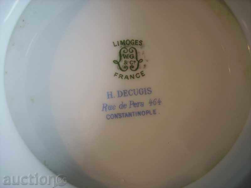 Auction Sell a porcelain tray XVIII century Auction Sell a porcelain tray XVIII century