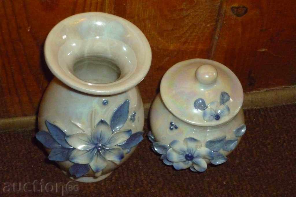 Auction Set of porcelain vases and sugar bowl Auction Set of porcelain vases and sugar bowl
