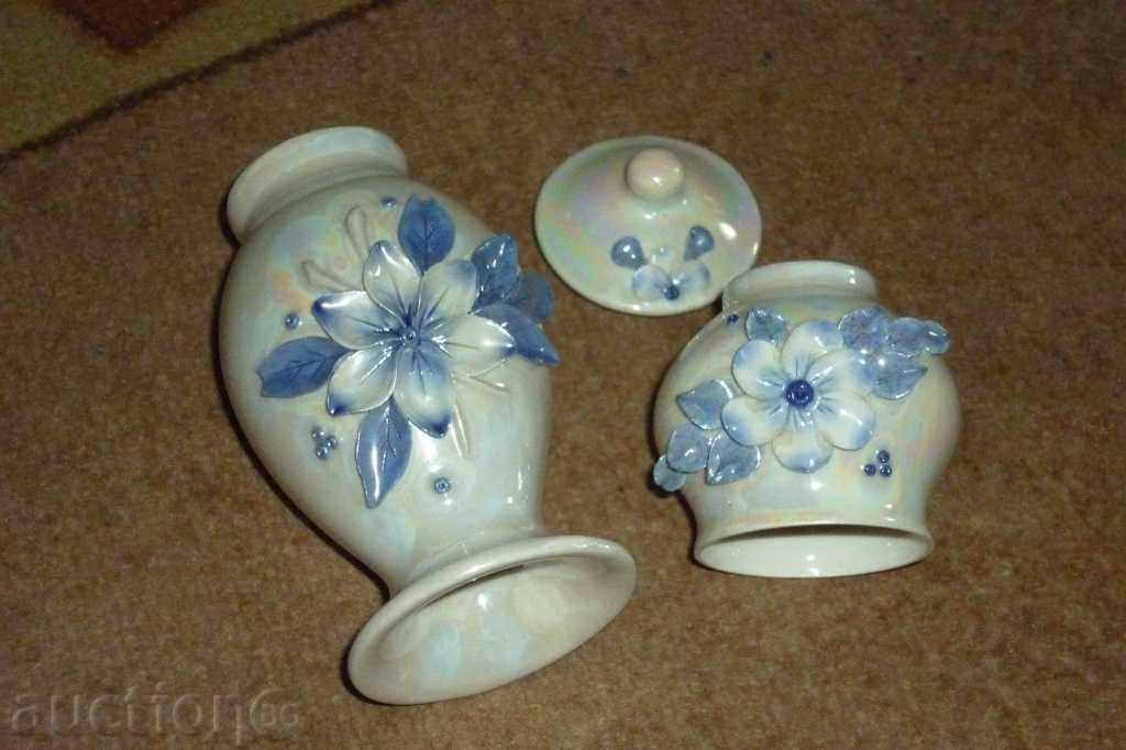 Set of porcelain vases and sugar bowl - 6 Set of porcelain vases and sugar bowl - 6