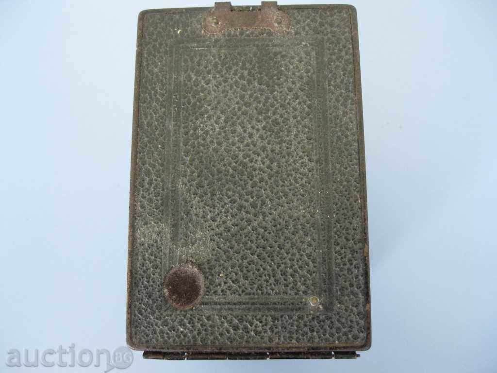 Auction Old camera Auction Old camera