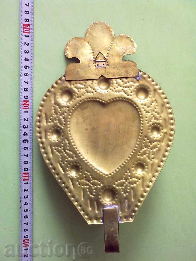 BRUSSELS-BRONZE - FOR THE WALL with price 16.00 BGN | € 8.18 BRUSSELS-BRONZE - FOR THE WALL with price 16.00 BGN | € 8.18