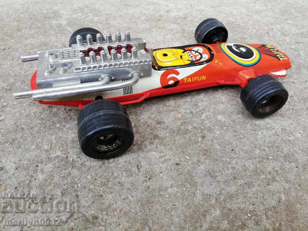 Delivery of Toy toy racing car, stroller Delivery of Toy toy racing car, stroller