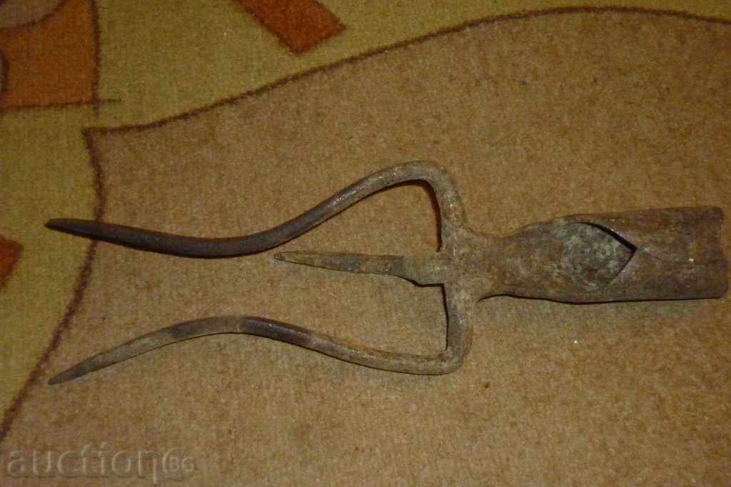 Delivery of An old profiled villa, tool Delivery of An old profiled villa, tool