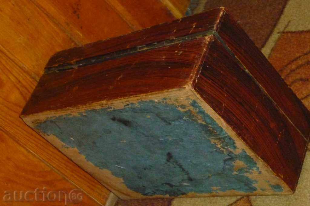 Ancient wooden box - 5 Ancient wooden box - 5