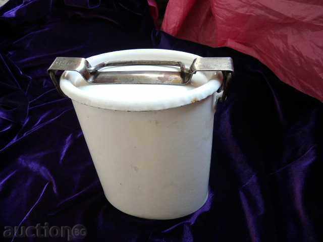 Γερμανική στρατιωτική kotelka-1943. Γερμανική στρατιωτική kotelka-1943.