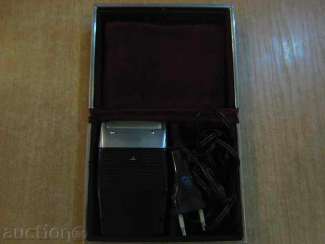 Aparat de ras "Komet - TR - 15" - realizat în DDR cu preț 10.00 BGN | € 5.11