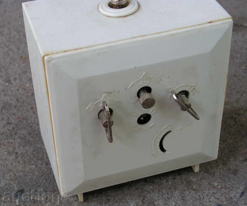 Auction  380. BUILDER CLOCKWORK SEVEN WORK