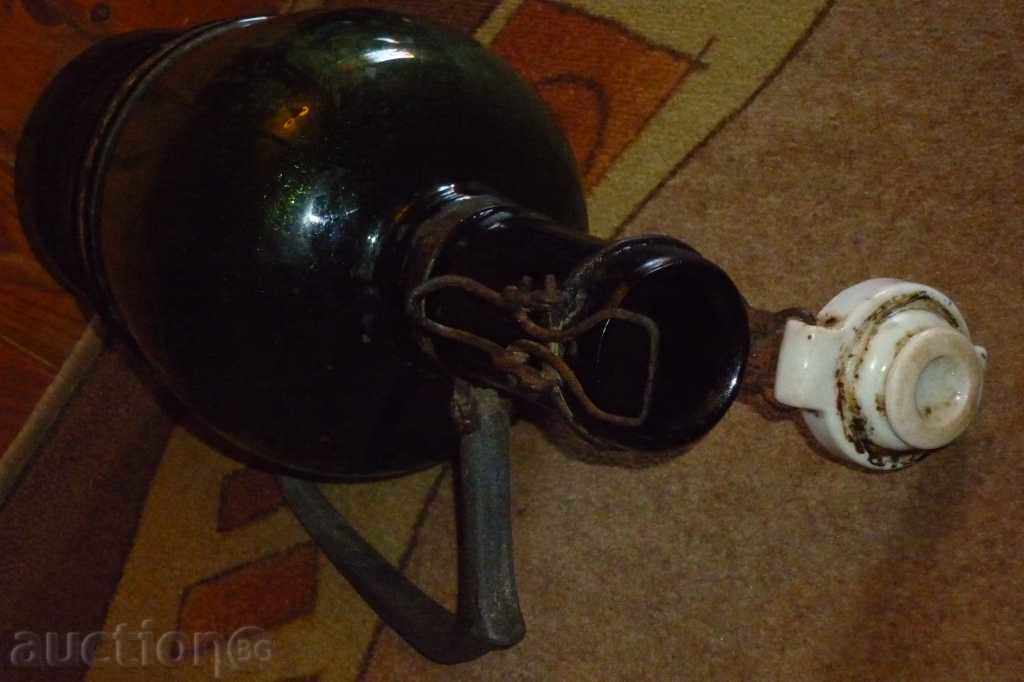 An old bottle, a tamarind, a bottle, a jug, a glass, a vase - 5 An old bottle, a tamarind, a bottle, a jug, a glass, a vase - 5