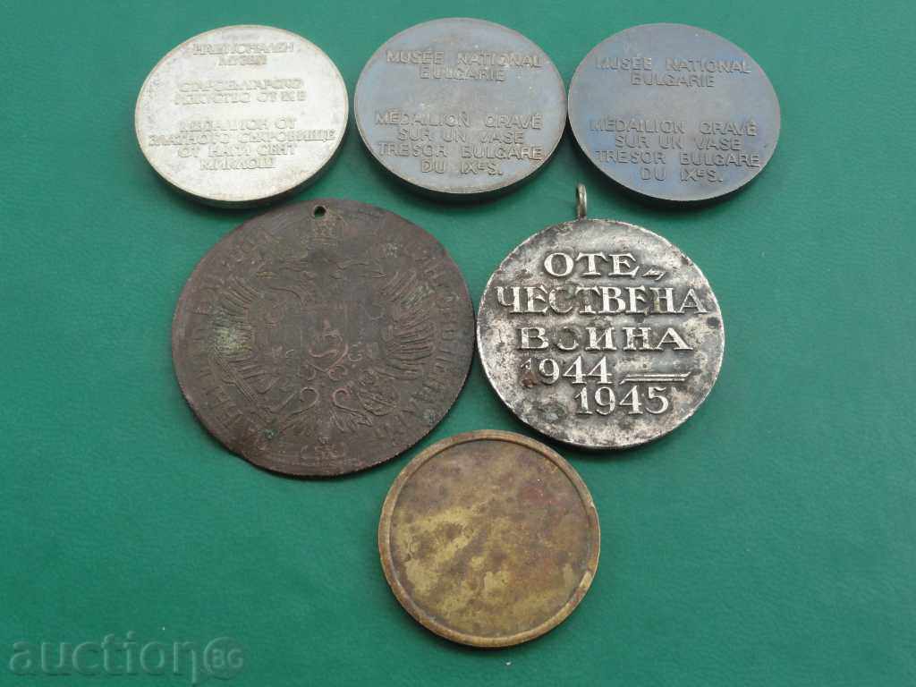 Lot of medals, pendants, and tokens - 6