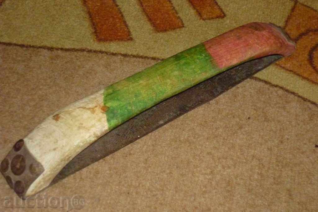 An ancient army barber, a razor, a razor - 7