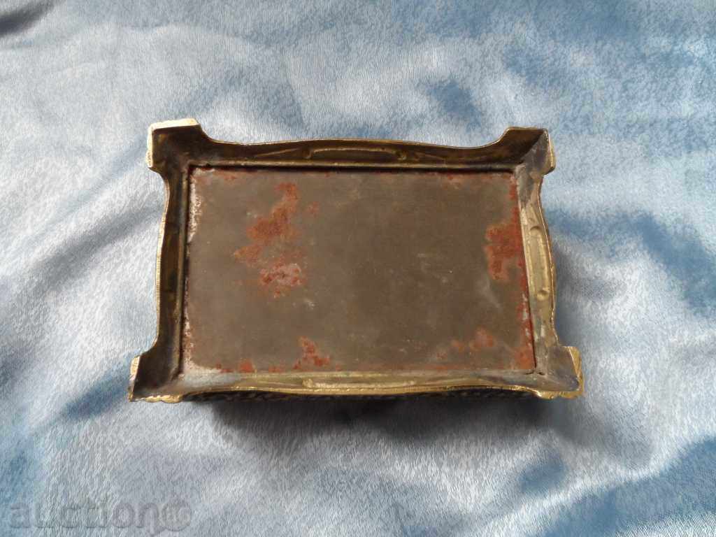 стара кутия - 5 стара кутия - 5