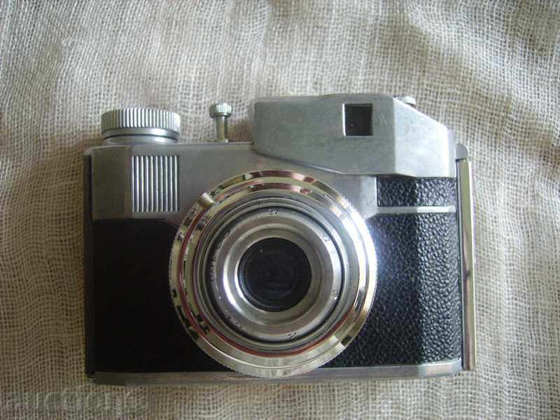 Πώληση φωτογραφικής μηχανής «Comet II»
