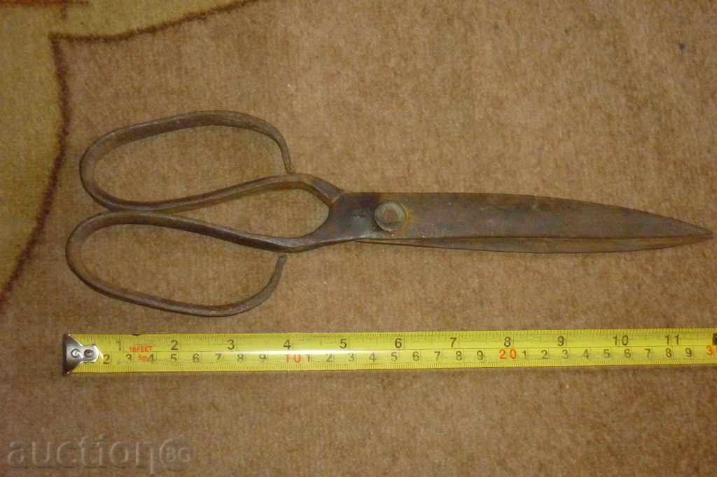 Old forged scissors, knife, wrought iron with price 43.00 BGN | € 21.99