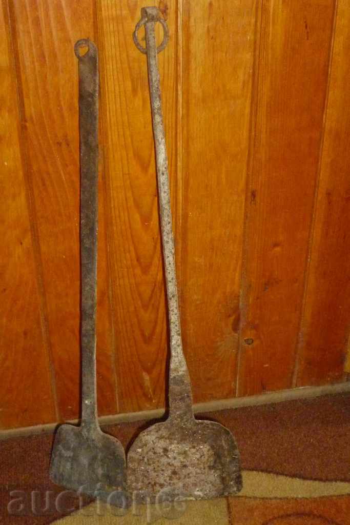 Delivery of Gingerbread, gingerbread, gingerbread, gnocchi, wrought iron Delivery of Gingerbread, gingerbread, gingerbread, gnocchi, wrought iron