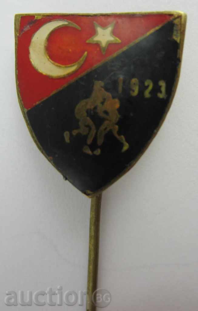 TURKISH WRESTLING FEDERATION - OLD BRONZE BADGE with price 7.90 BGN | € 4.04