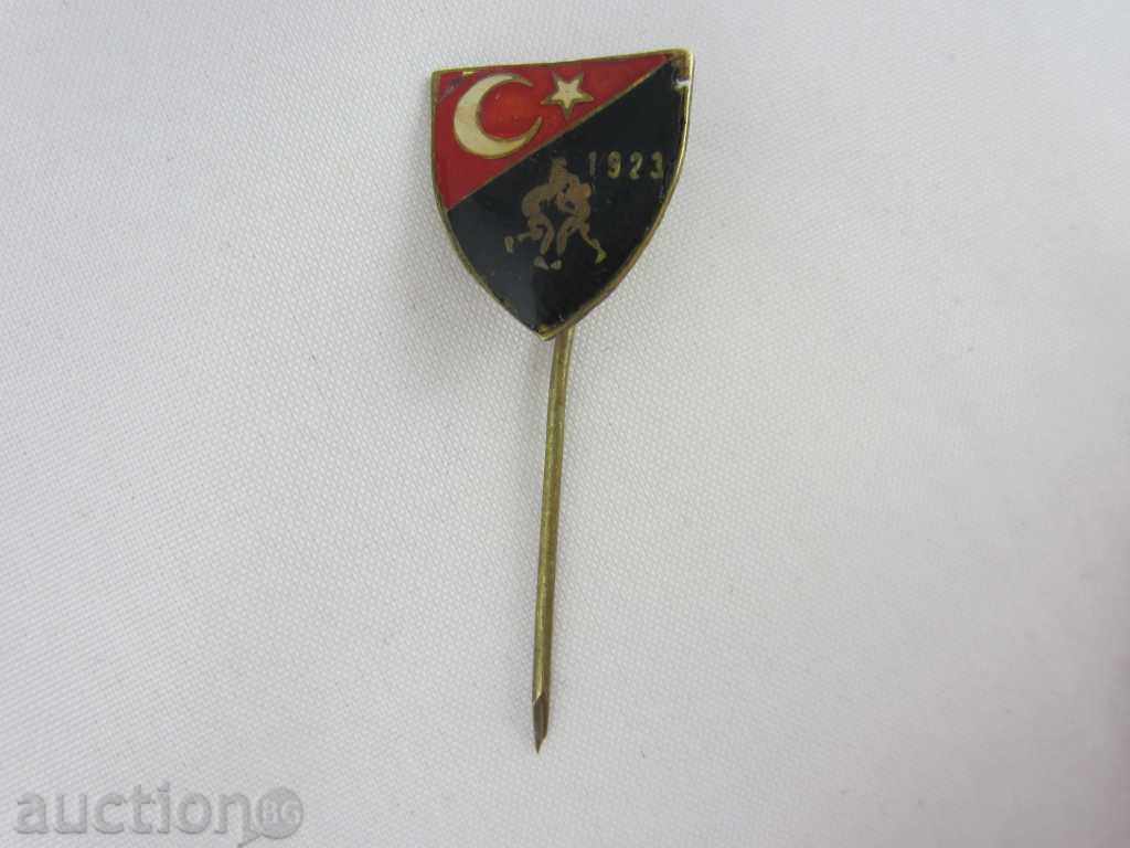 TURKISH WRESTLING FEDERATION - OLD BRONZE BADGE - 6