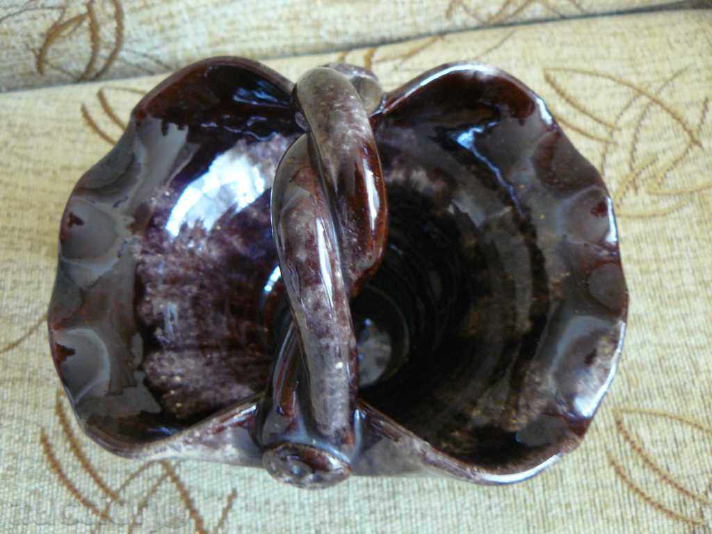 Auction Fruit basket - clay Auction Fruit basket - clay