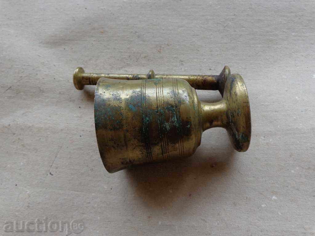 An old bronze mortar, mortar, hammer with price 67.00 BGN | € 34.26 An old bronze mortar, mortar, hammer with price 67.00 BGN | € 34.26