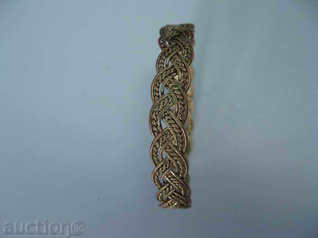 Old knitted bracelet with price 15.00 BGN | € 7.67 Old knitted bracelet with price 15.00 BGN | € 7.67