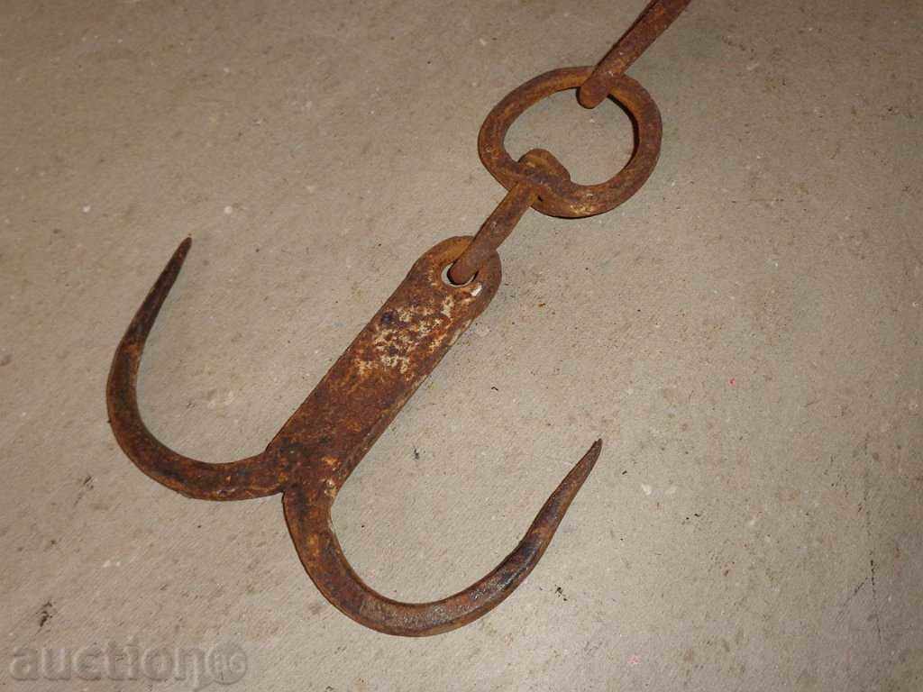 Αρχαία πλαστά άγκιστρο για εκδορά διπλό γάντζο με τιμή 32.00 BGN | € 16.36 Αρχαία πλαστά άγκιστρο για εκδορά διπλό γάντζο με τιμή 32.00 BGN | € 16.36