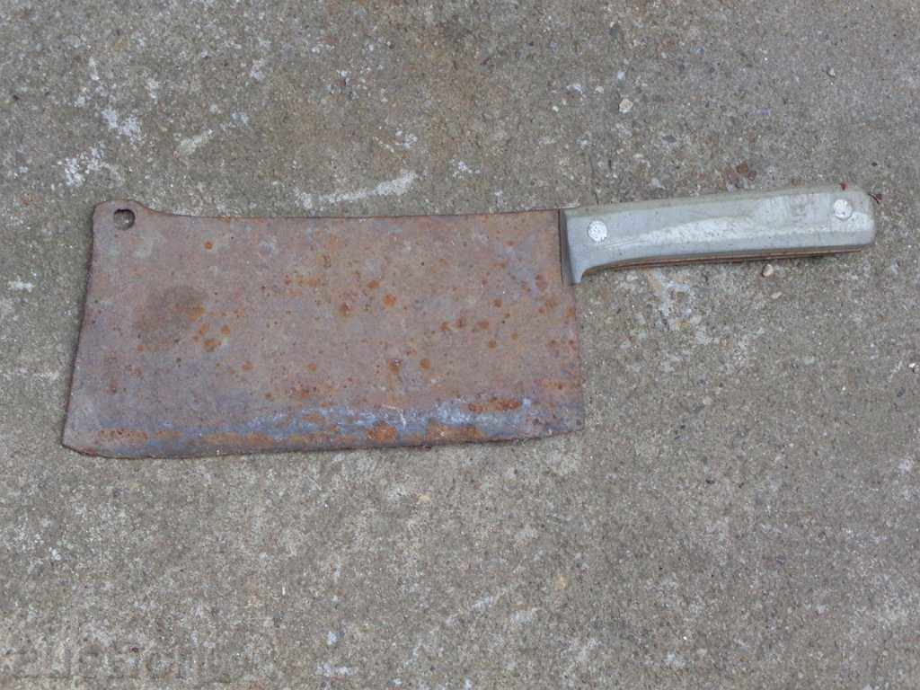 Sutter, pole, ax with price 39.00 BGN | € 19.94