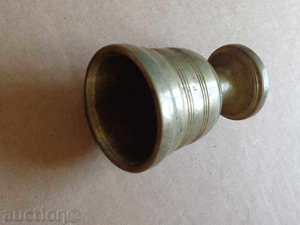 Delivery of Old bronze mortar - mignon Delivery of Old bronze mortar - mignon