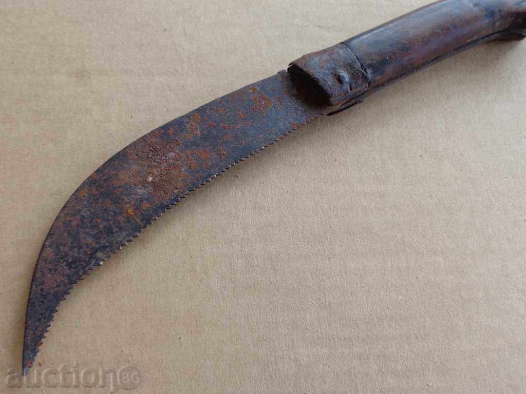 Auction  An old viticultural knife
