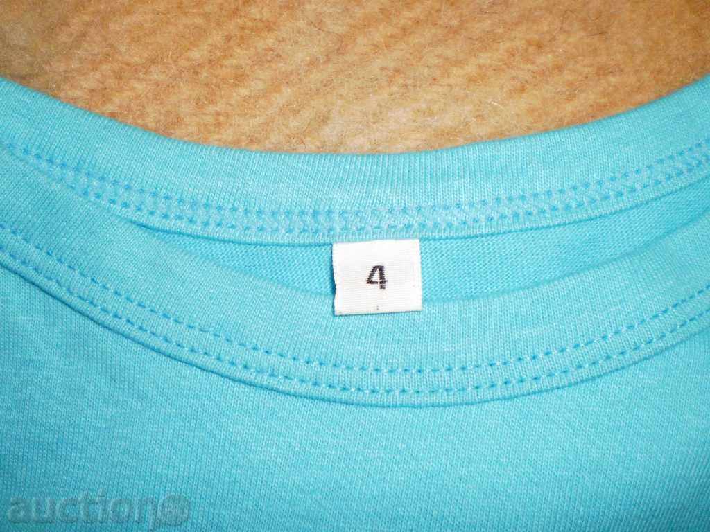 Set for 3-4-year-old girl in t-shirt and shorts with fruit - 6