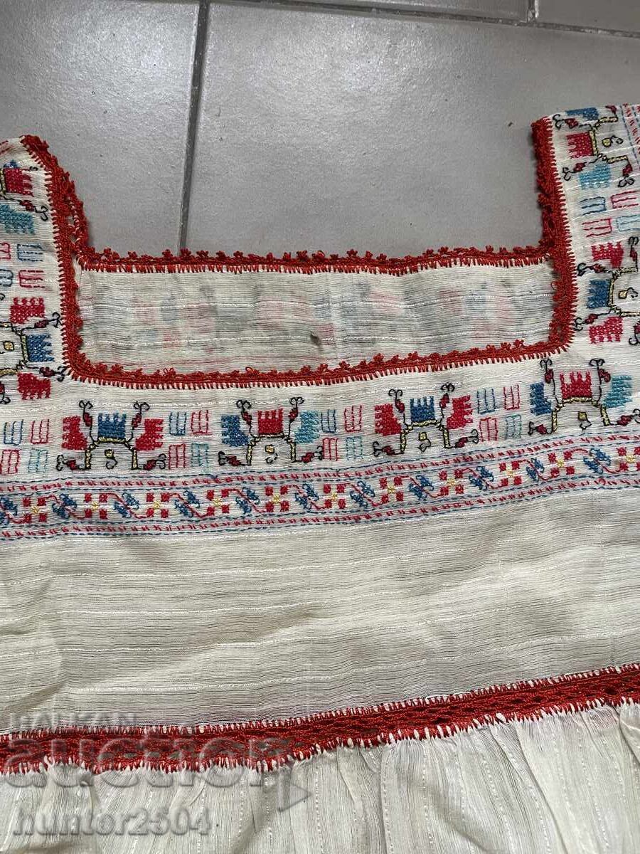 Доставка на Риза- кенар с бродерия Доставка на Риза- кенар с бродерия