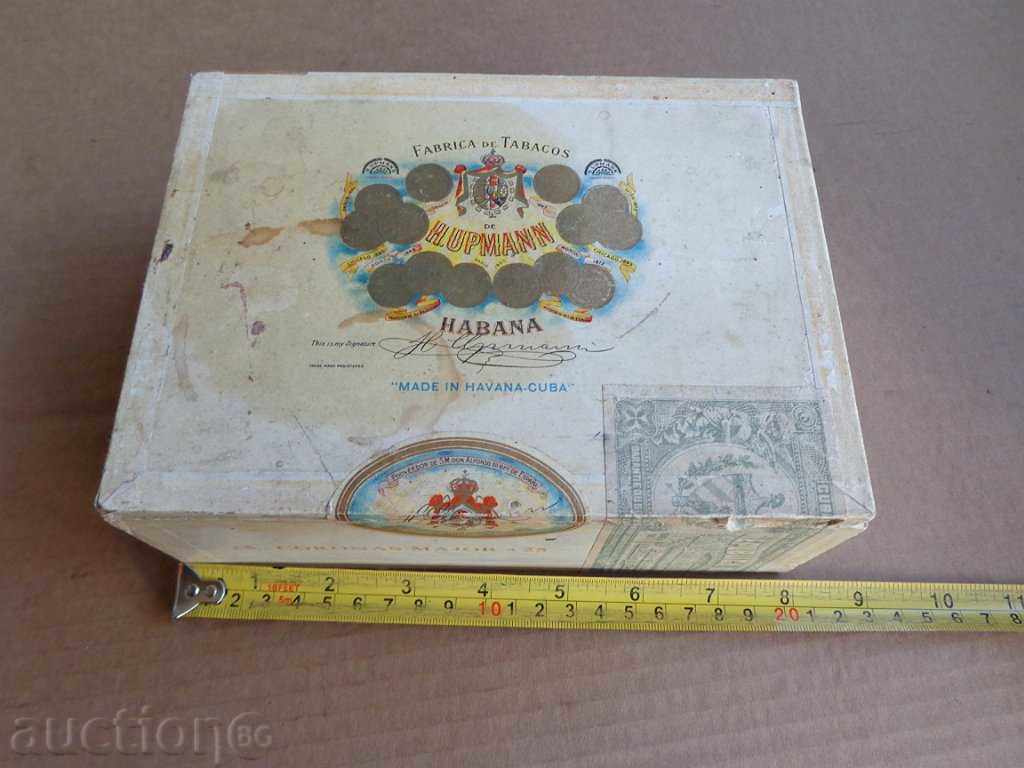 Auction An old cigar box from Havana Auction An old cigar box from Havana