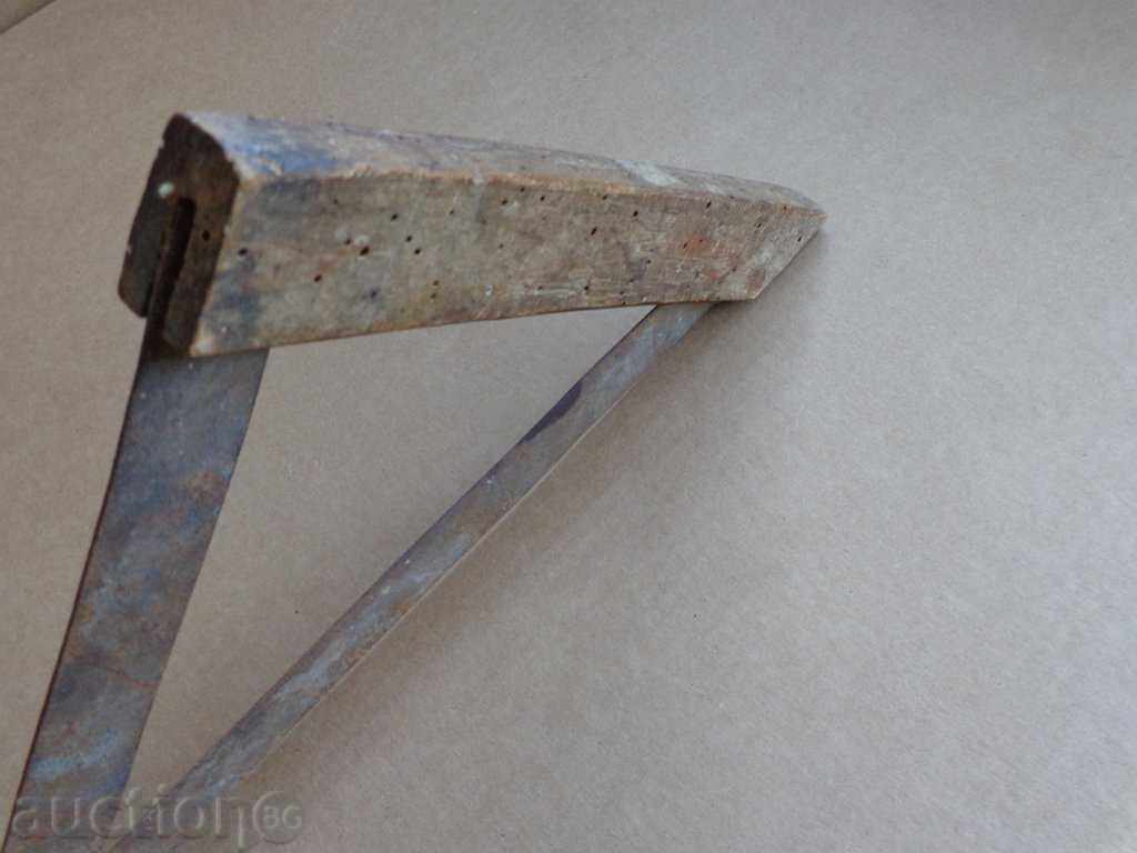 Old corner triangle, corner - 5 Old corner triangle, corner - 5