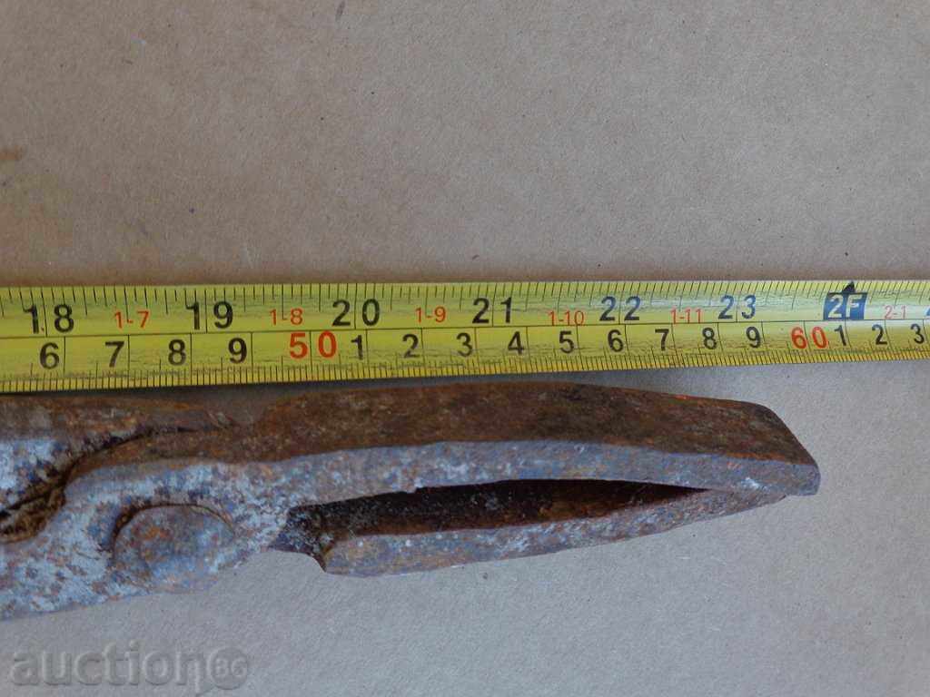 Auction  Antique forging pliers