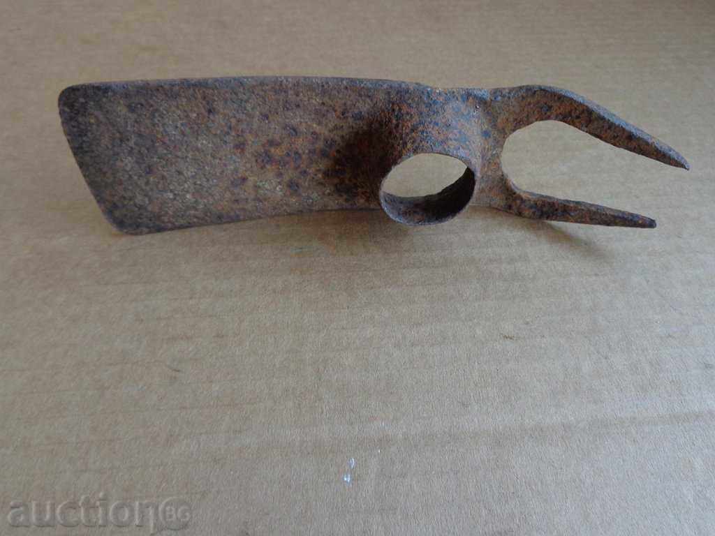 Auction Ancient agricultural log, chapel, turnip, wrought iron Auction Ancient agricultural log, chapel, turnip, wrought iron